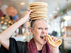 The Financial Rewards of Competitive Eating: Joey Chestnut’s Success Story-1